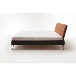 Meise Möbel Boston Metallbett Cognac 180 X 200 Cm Füße Wählbar Kopfteil Gesteppt Umlaufende Biese -Babyprodukte boston kt 3 biese preston 24 cognac speichenfuss seite ohne deko 2563 20 fein 2